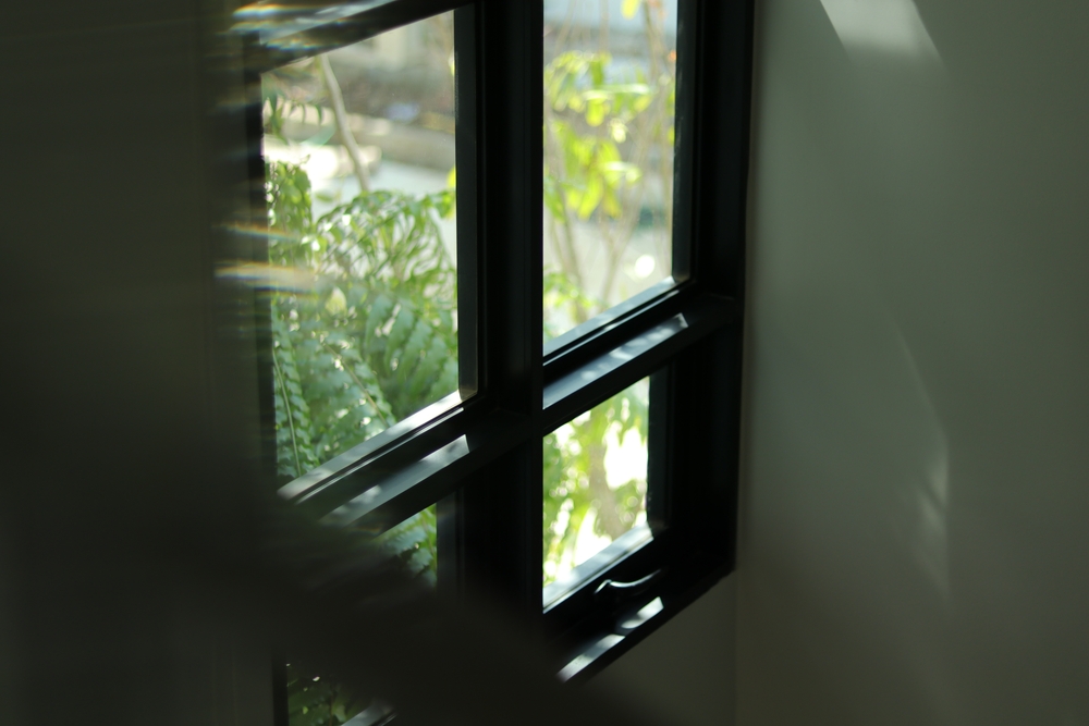 black aluminium casement windows